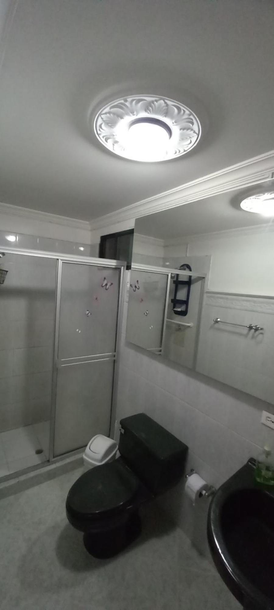 En Manga De 2 Apartamento